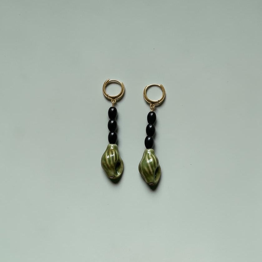 CARACOLES GOLDEN HOOPS