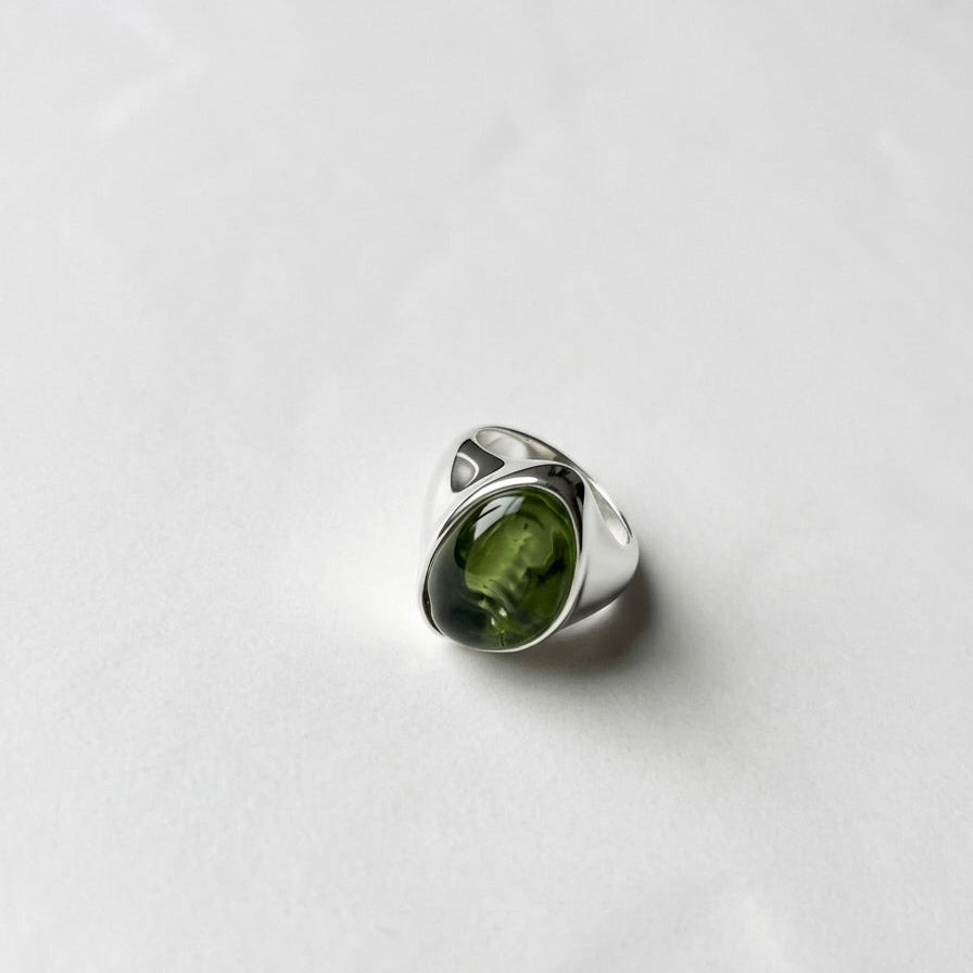 COWRIE SHELL RING